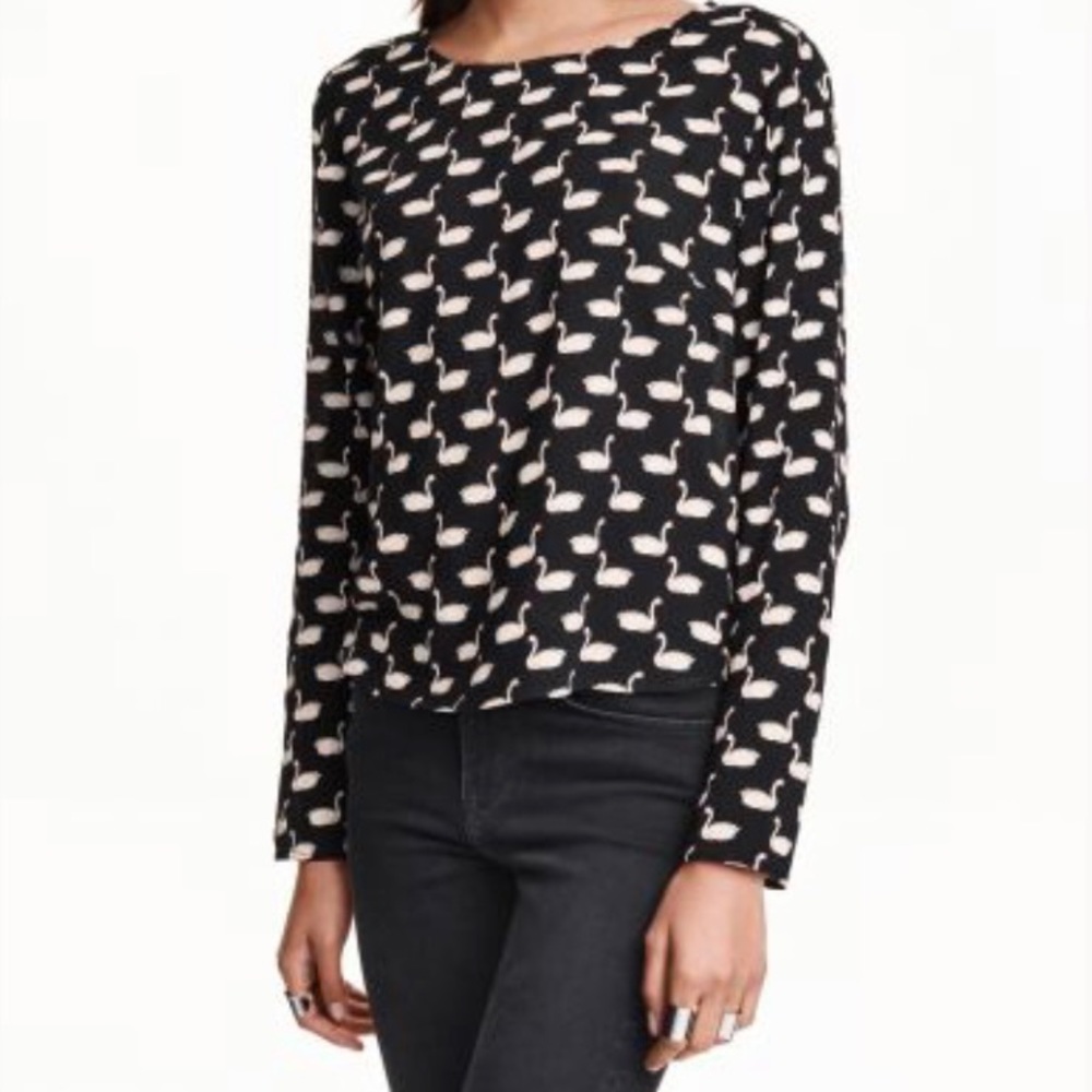 H&M Viscose Blouse w/ Swan Print